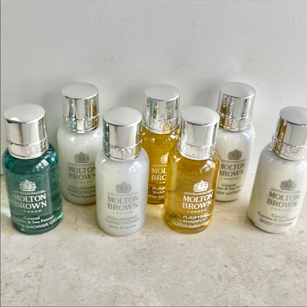 MOLTEN BROWN deluxe travel set